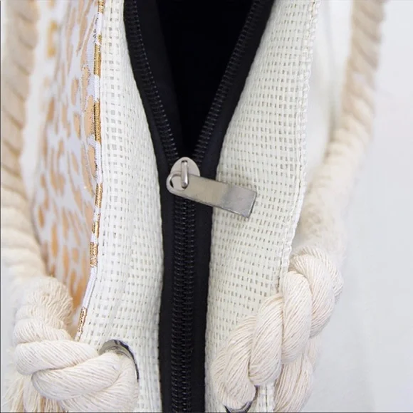 Beautiful Metallic Shiny Leopard Print Bag - Picture 13 of 14